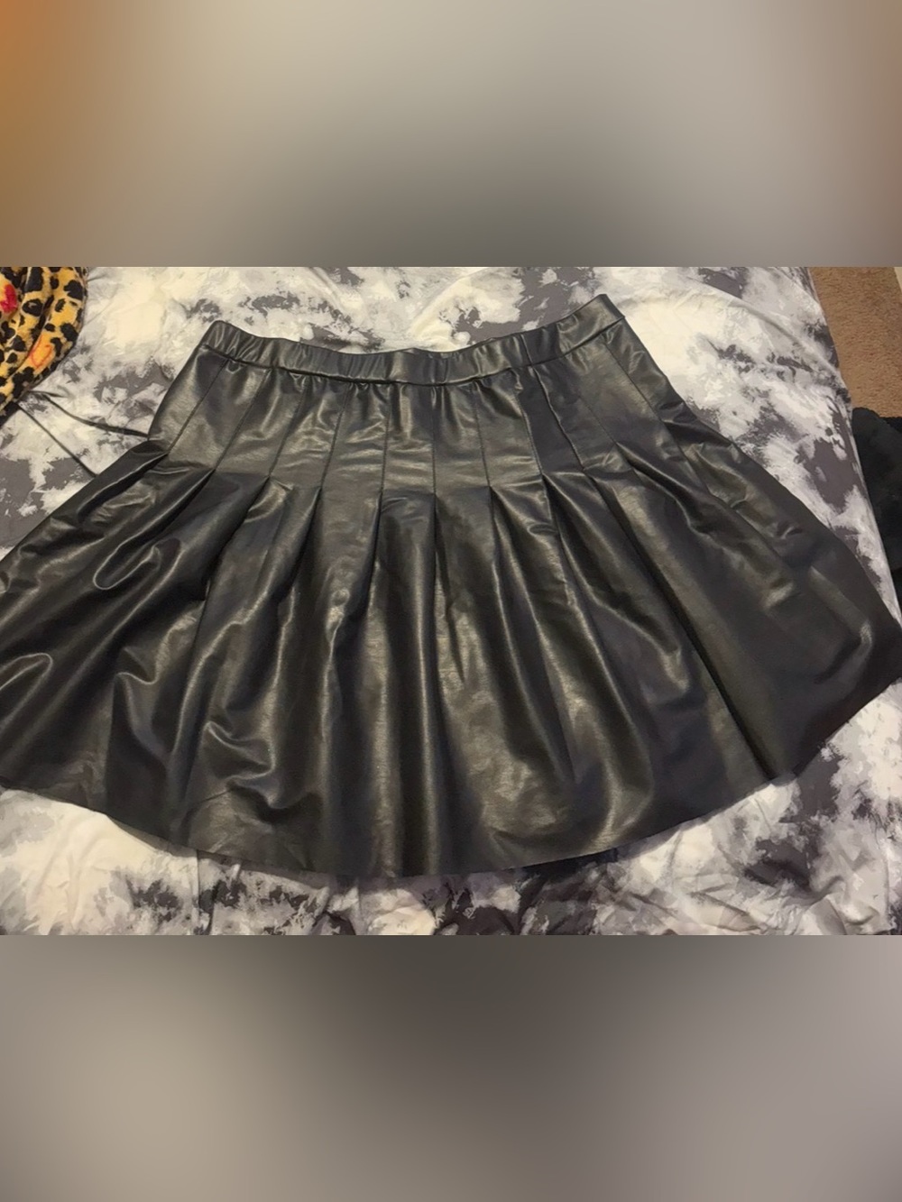 Faux Leather Black Circle Skirt with Flared Silhouette - Picture 3 of 3